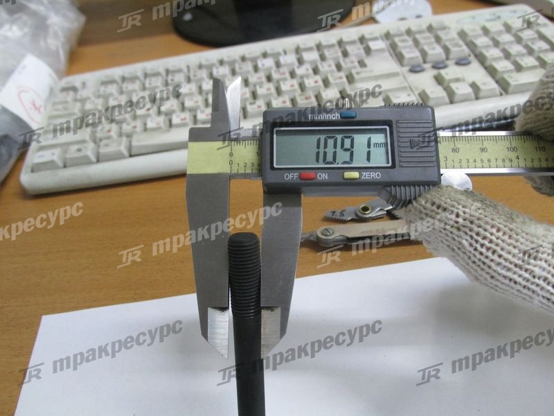 Болт головки блока цилиндров 90105-11950-71