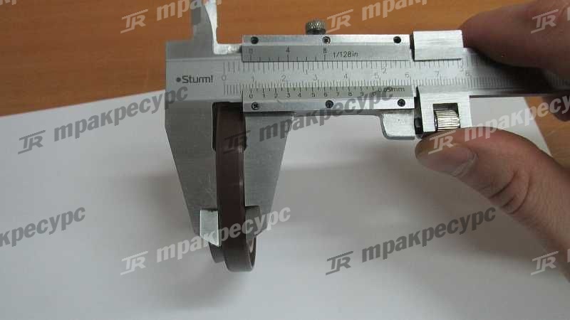 Сальник 32524-23330-71