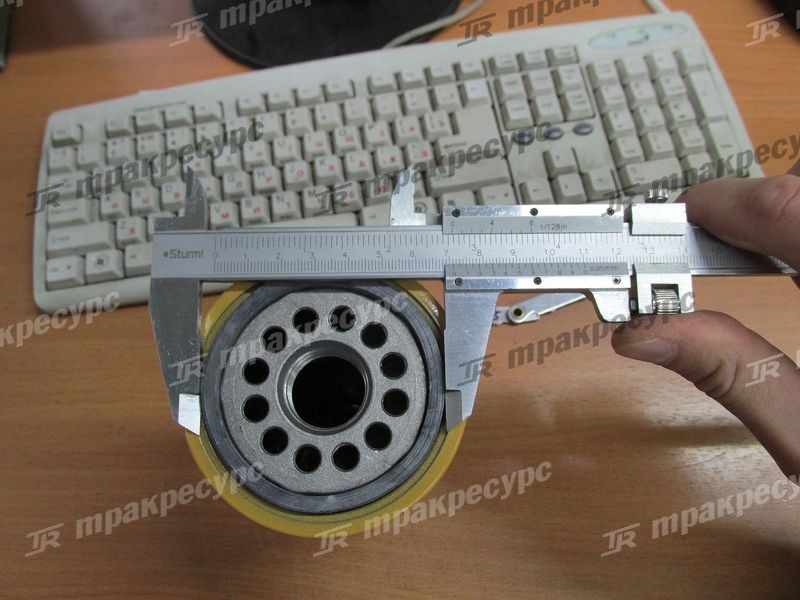 Фильтр топливный--C85AB-1R0750