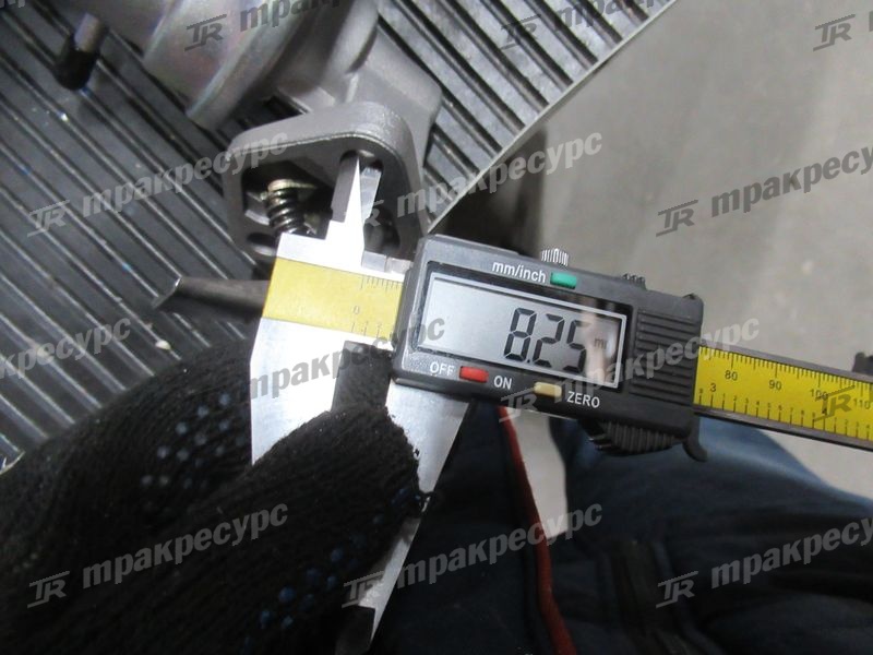 Насос топливоподкачивающий 23100-78154-71