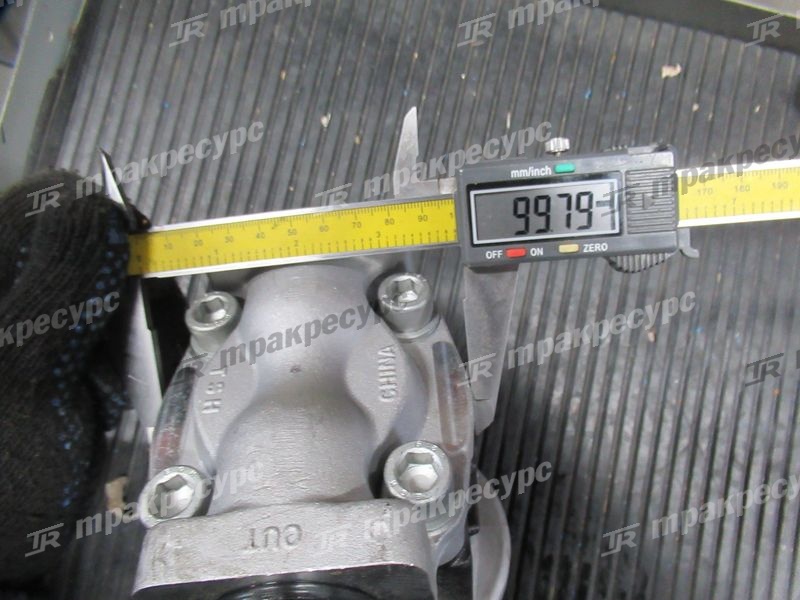 Насос масляный 130C7-11361