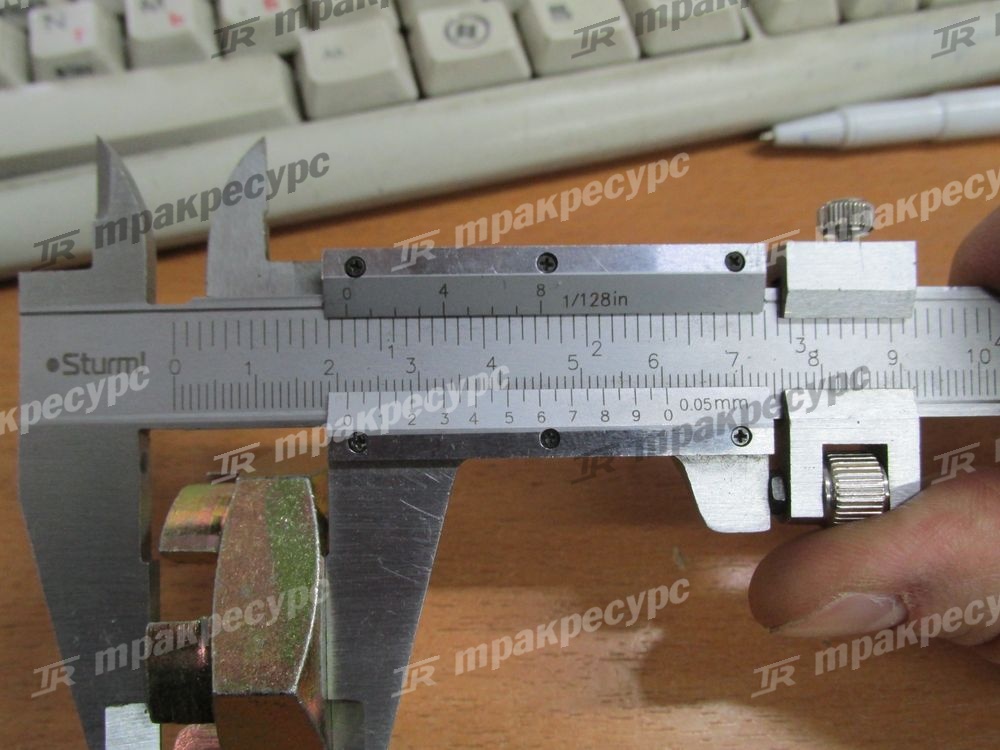 Гайка 01593-13018