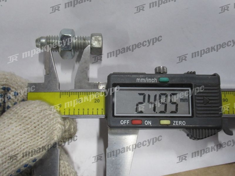 Болт 3EB-24-51380