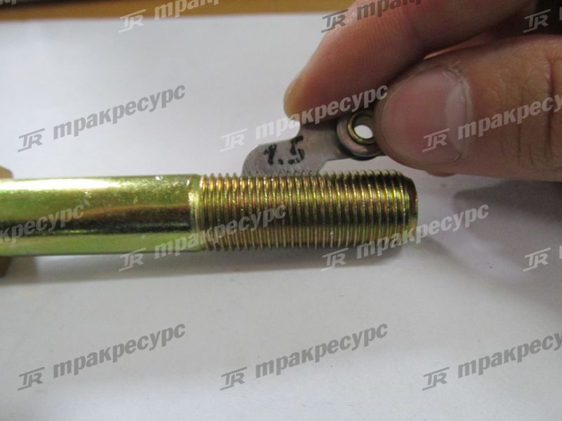 Болт 01100-16085