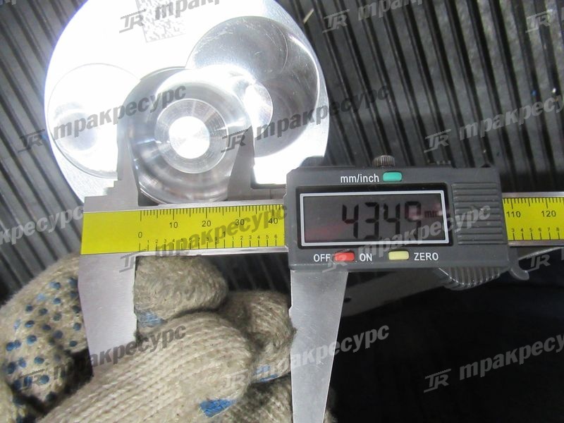 Поршень C490BPG