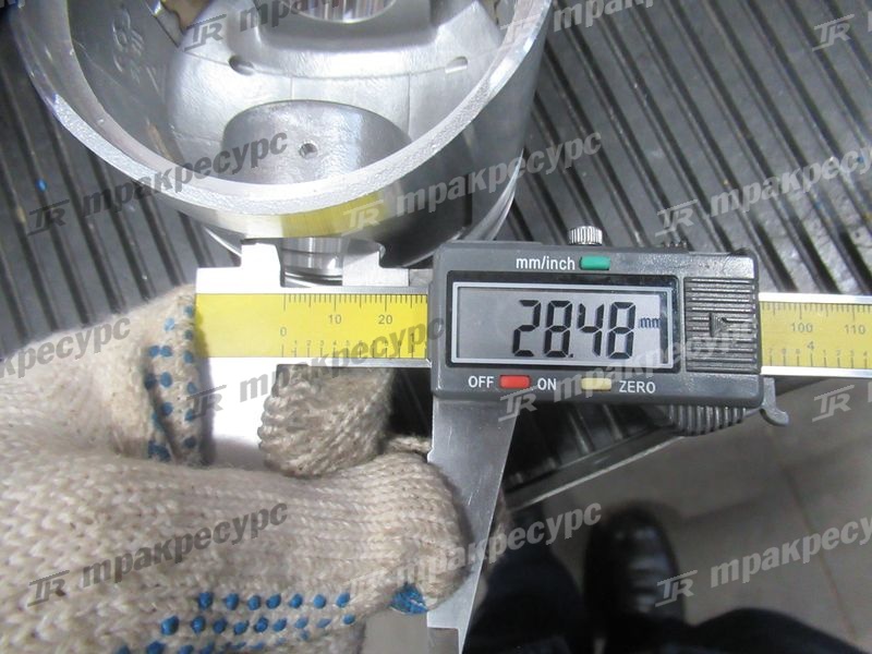Поршень C490BPG