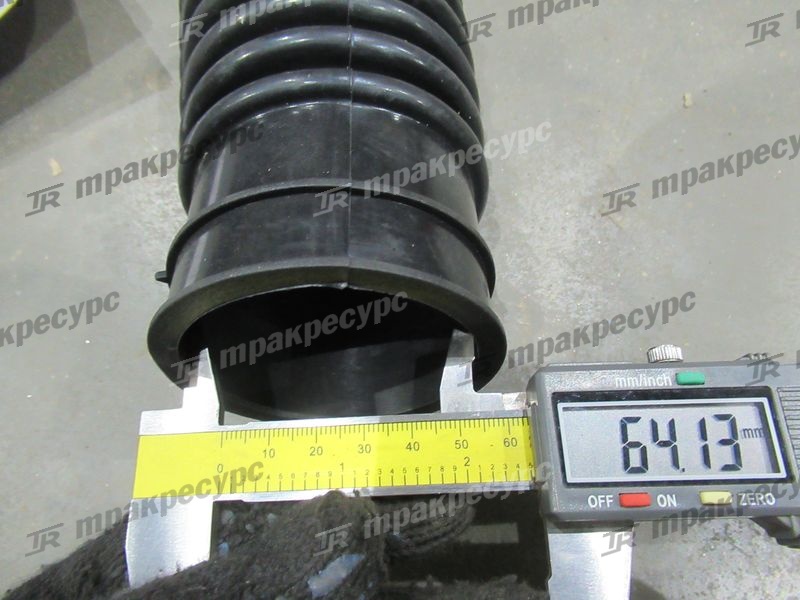 Патрубок воздушного фильтра 17811-26661-71