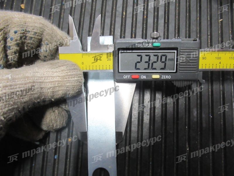 Пластина регулировочная 61233-22000-71