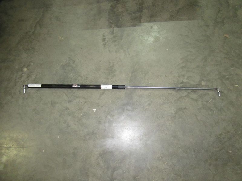 Аммортизатор капота XG6121