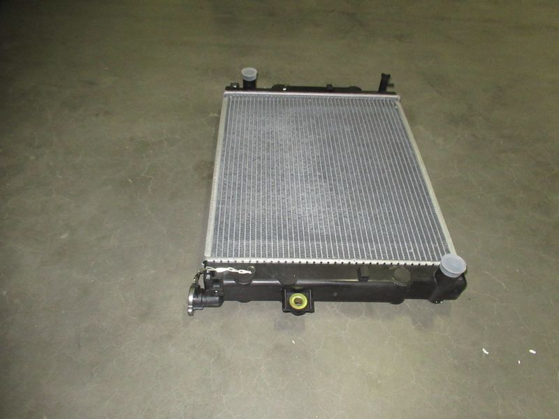 Радиатор 3EB-04-51610