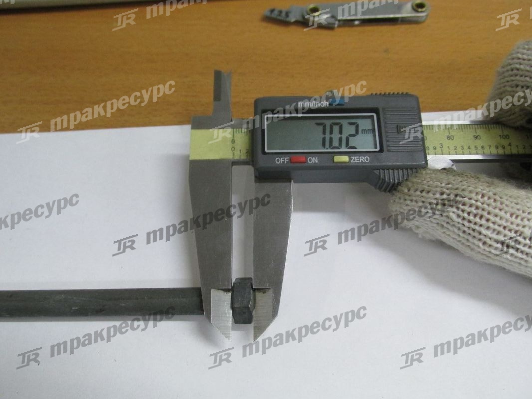 Болт ГБЦ C6121 5B9603+A