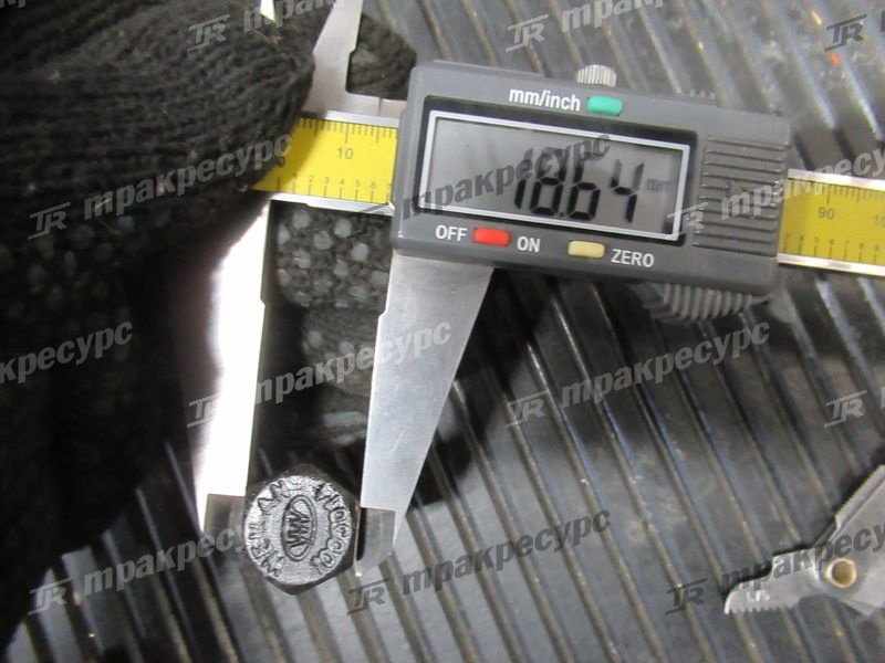 Болт крепления маховика Z-8-97065-984-1