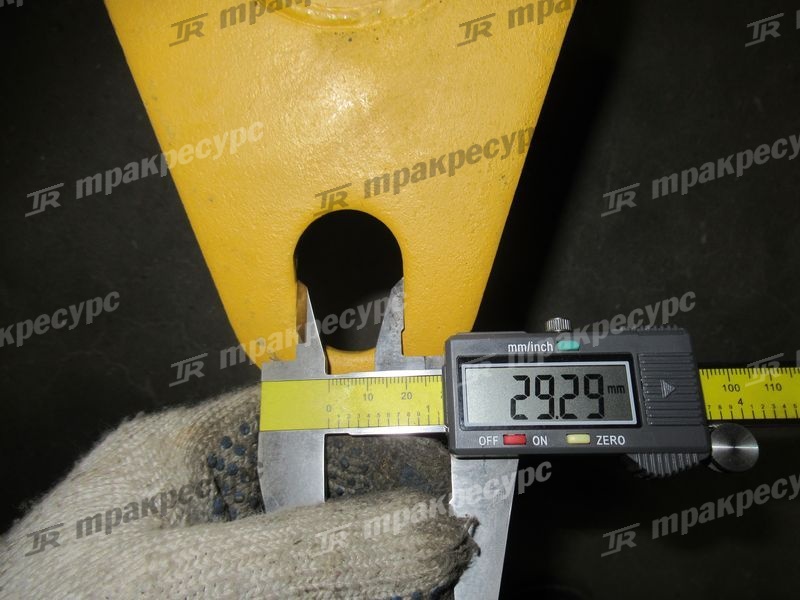 Палец стрелы задний XG931-935