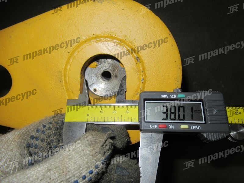 Палец стрелы задний XG931-935