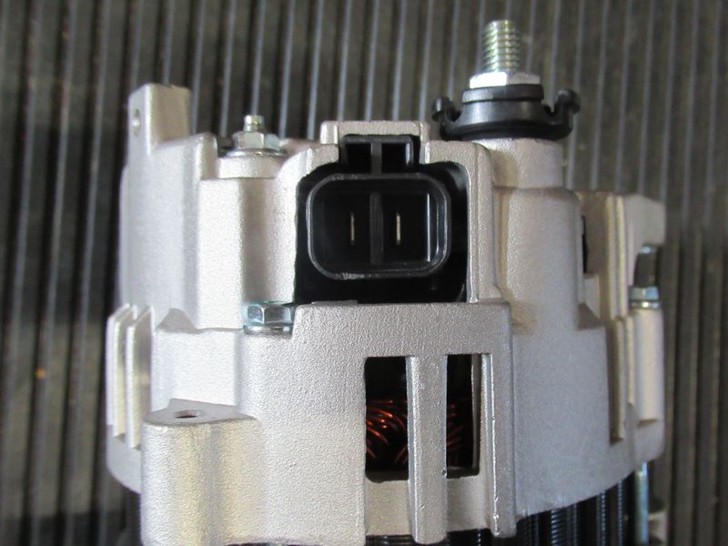 Генератор NISSAN QD A-23100-7T40A