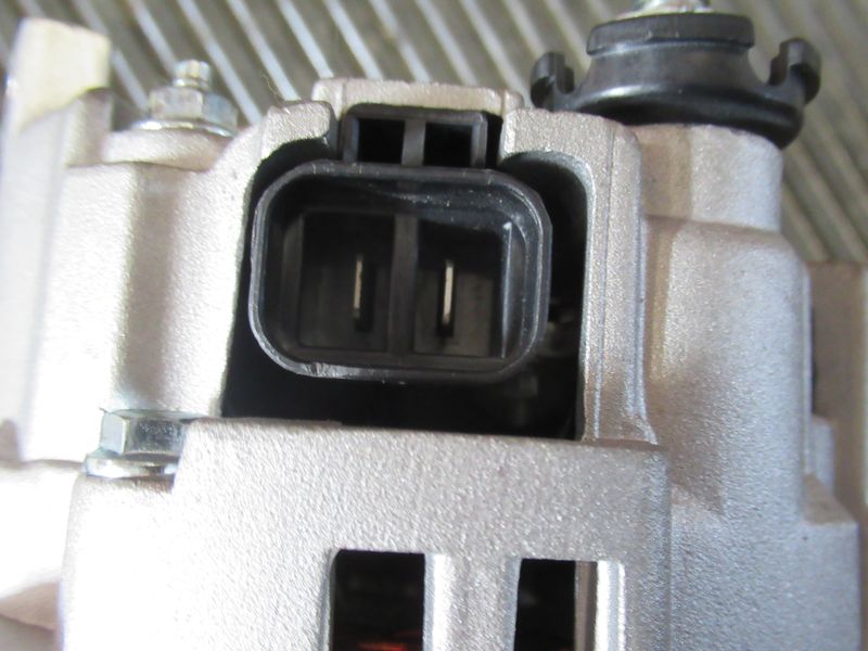 Генератор NISSAN QD A-23100-7T40A