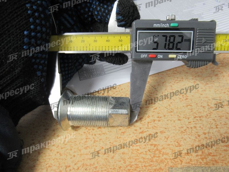 Шпилька 25784-42101