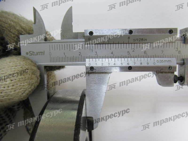 Ролик мачты 61236-23320-71