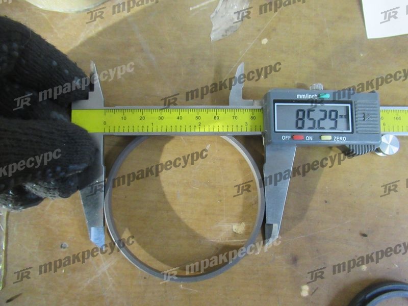 Ремкомплект рулевого цилиндра 04433-20051-71