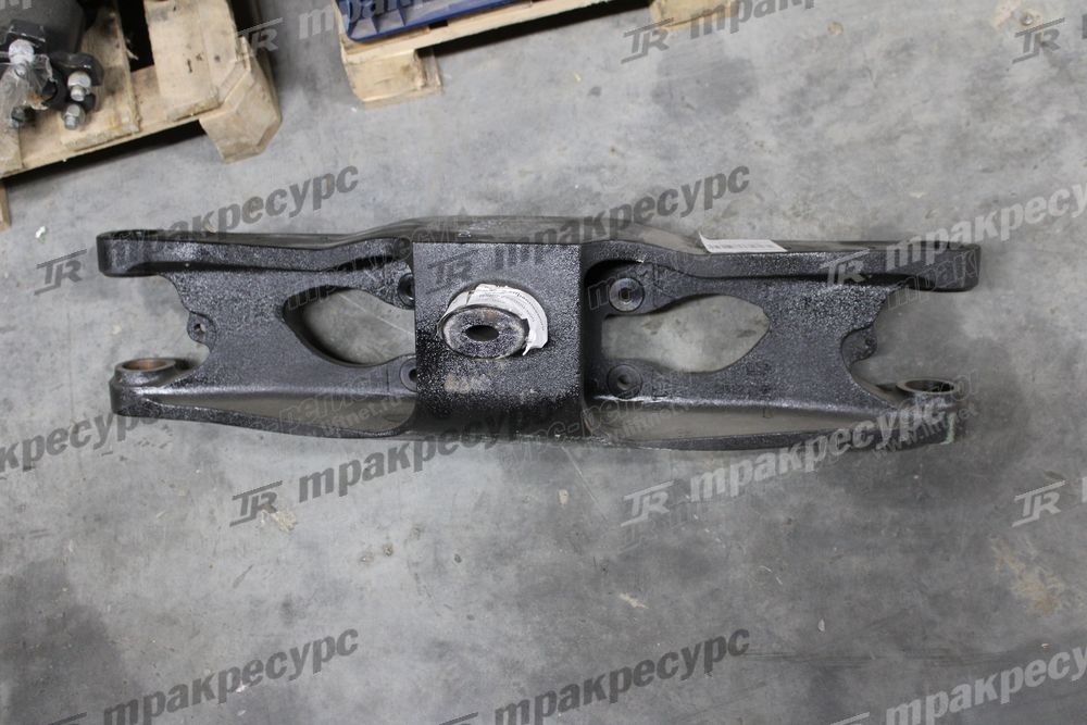 Балка управляемого моста R960-222000-000