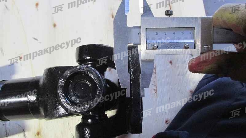 Вал карданный задний LG936
