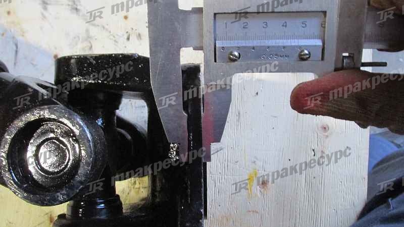 Вал карданный средний LG933