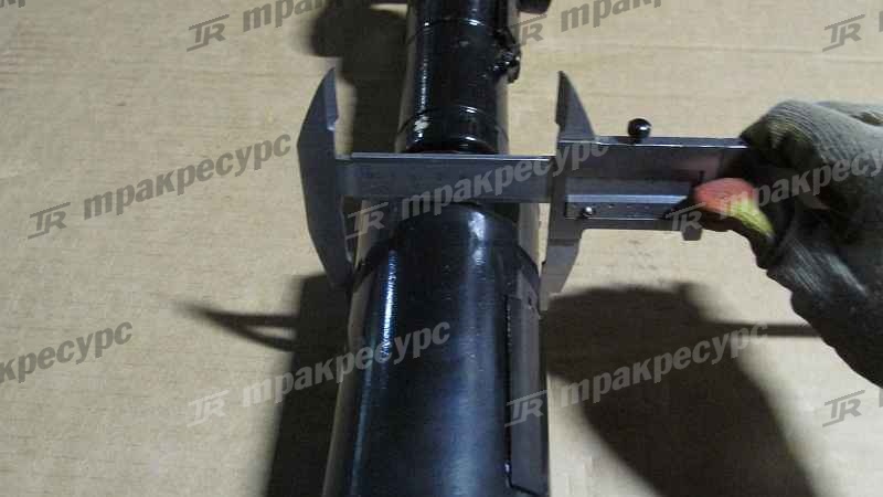 Вал карданный средний LG936