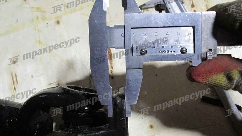 Вал карданный средний LG936