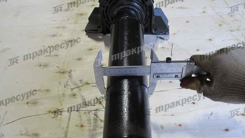Вал карданный передний LG933