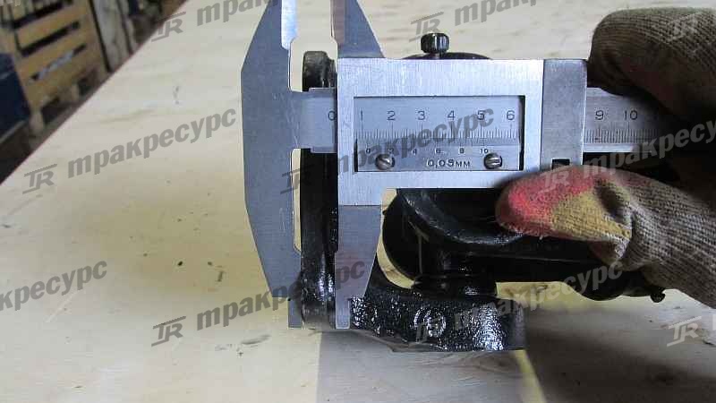 Вал карданный передний LG933