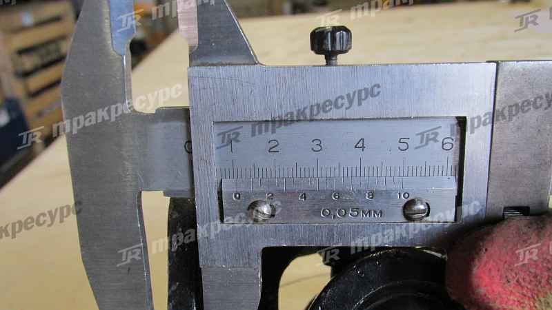 Вал карданный передний LG933