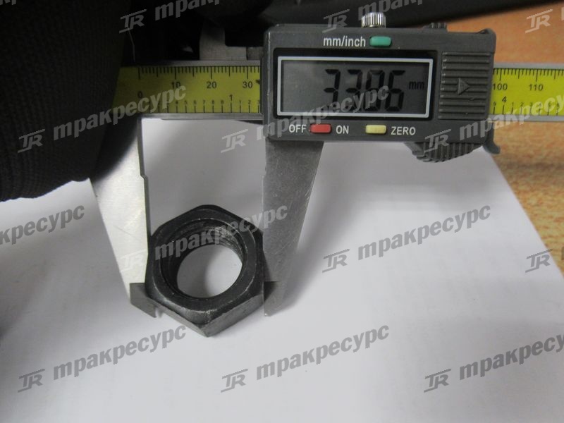 Болт бокового зуба ковша LG953