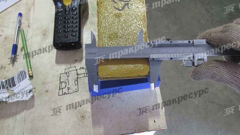 Зуб ковша центральный LG952-958