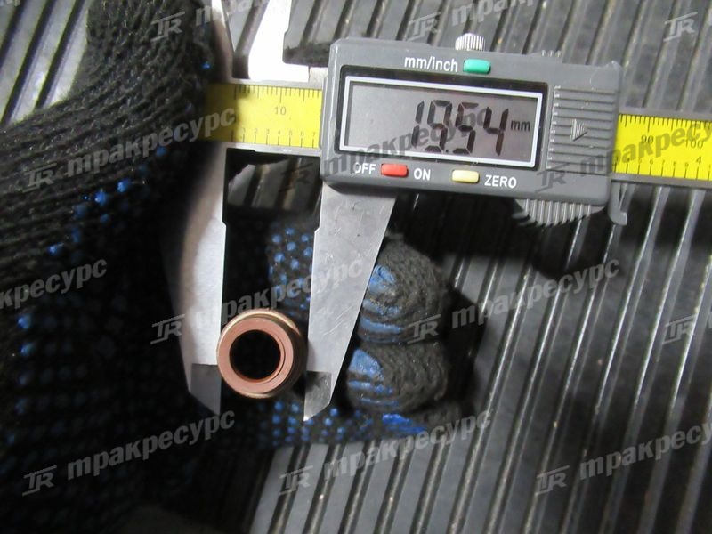Колпачок маслосъёмный WD10/WD615
