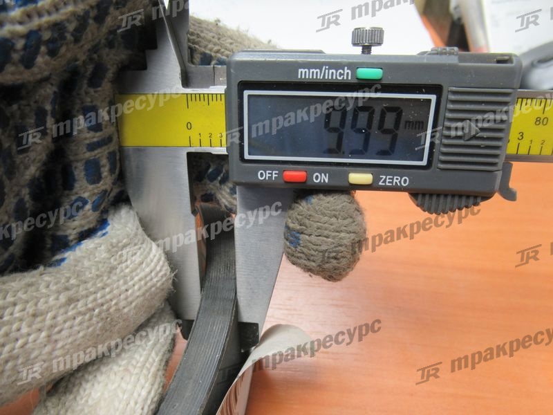 Вкладыш мачты 230F8-02001