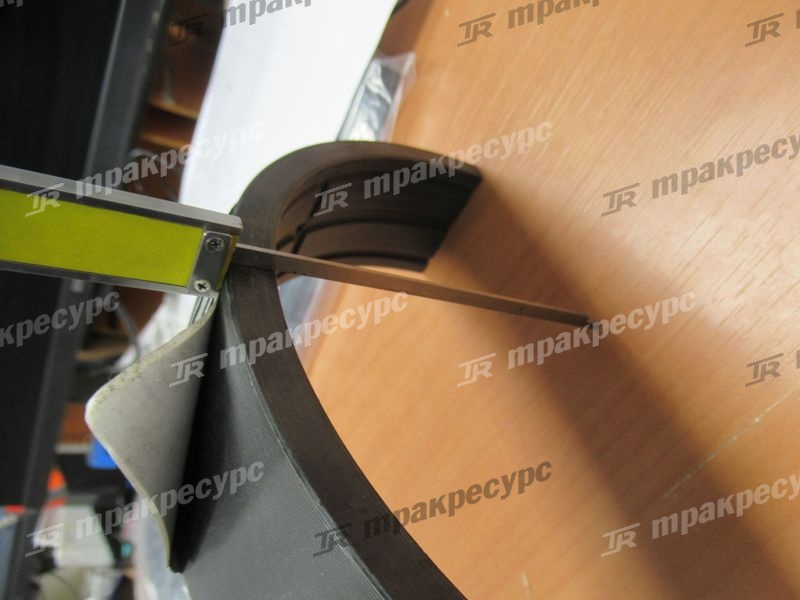 Вкладыш мачты 230F8-02001