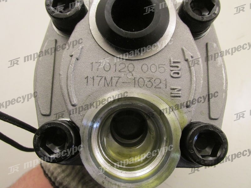 Насос масляный 117M7-10321