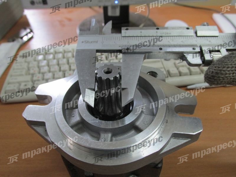 Насос масляный 117M7-10321