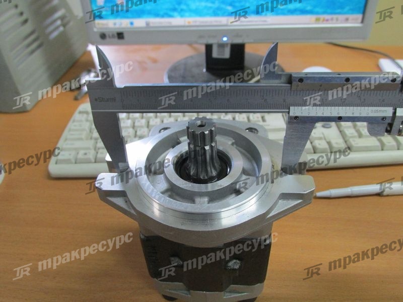 Насос масляный 117M7-10321