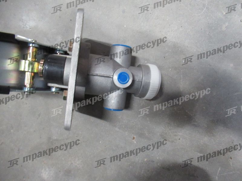 Клапан тормозной 4120001795