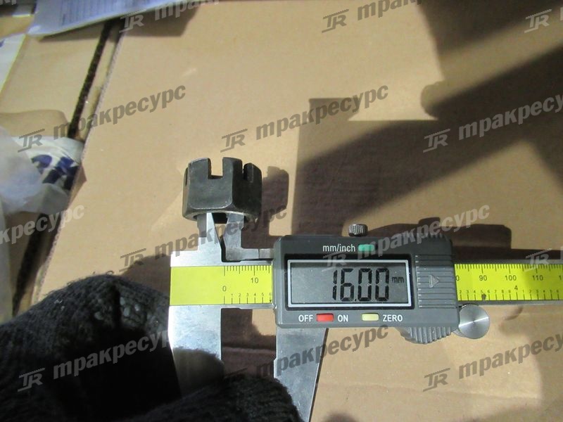 Гайка 01593-31813