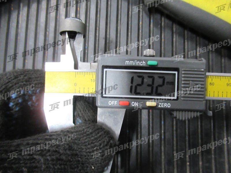 Колпачок маслосъемный YM124460-11340