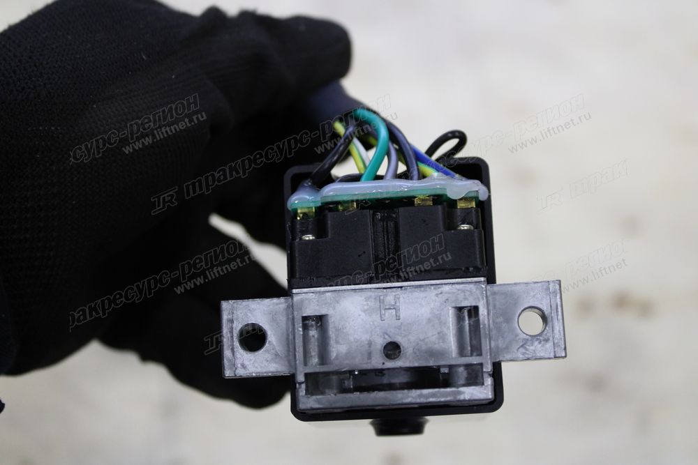 Переключатель поворотников и света LG953-958