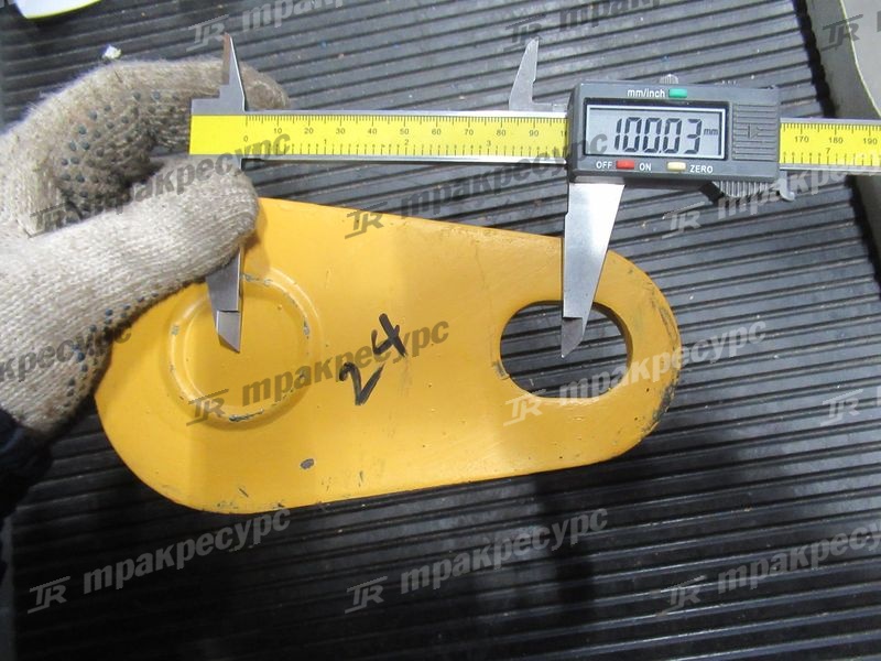 Палец 15D0075