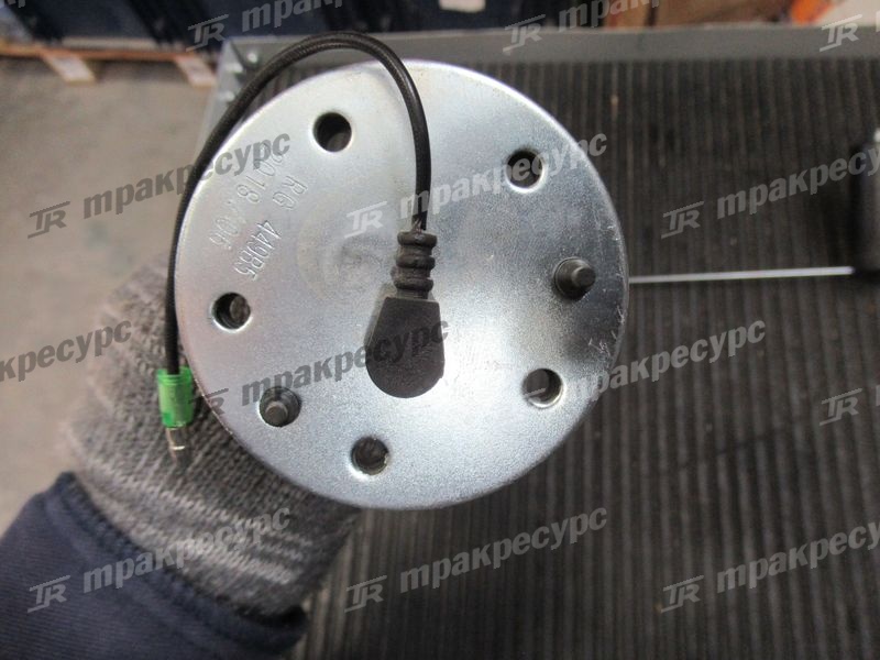 Датчик уровня топлива Z8421-18214