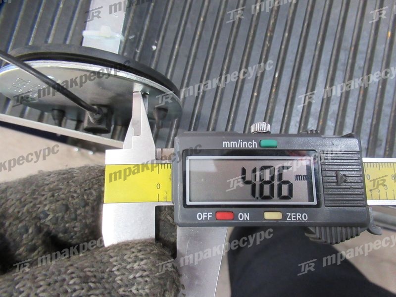 Датчик уровня топлива Z8421-18214