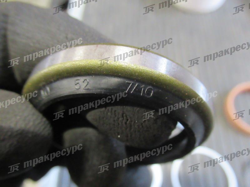 Ремкомплект гидроцилиндра 04654-30370-71