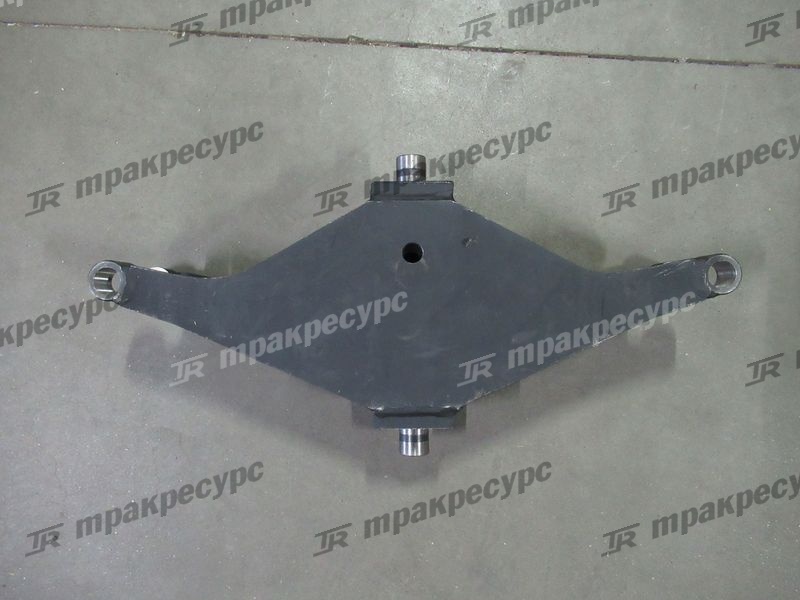 Балка управляемого моста 281E4-30101