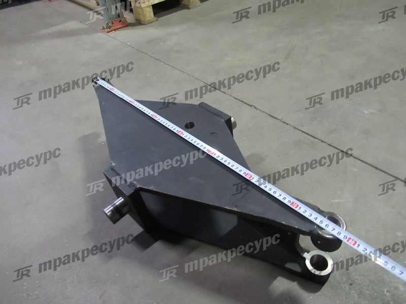 Балка управляемого моста 281E4-30101