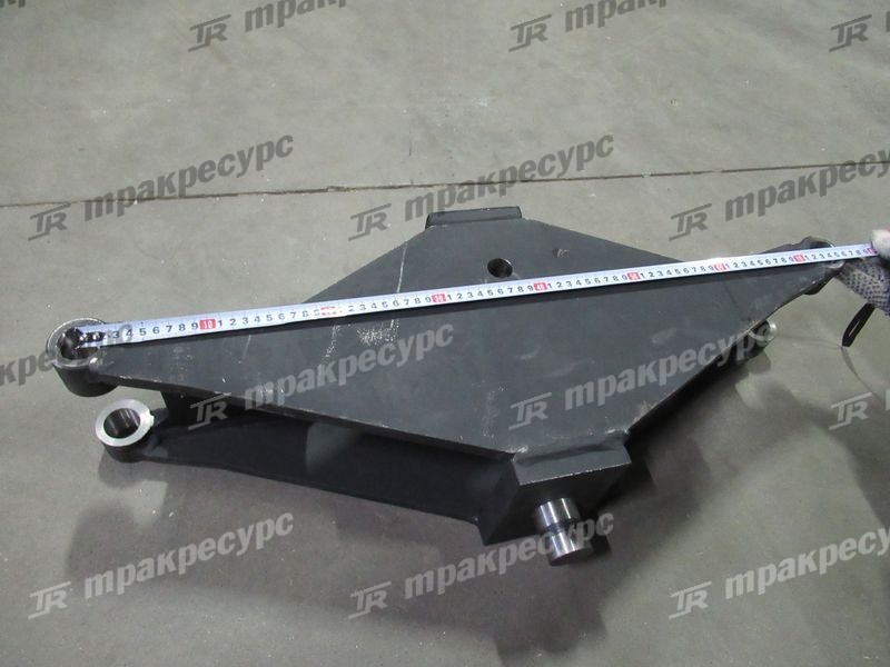 Балка управляемого моста 281E4-30101